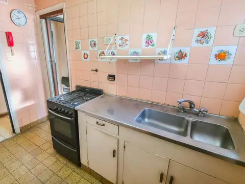 Depto Tipo Casa 5 ambientes con 1 baño