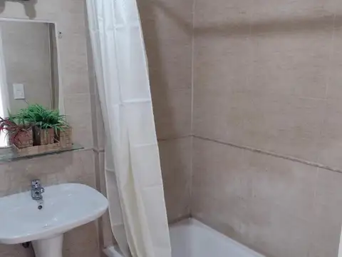 Departamento en Alquiler en Caballito Norte, $ 650.000