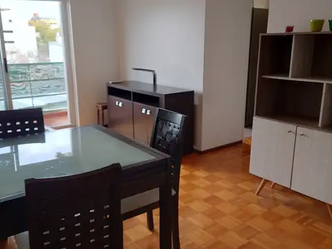 ALQUILER DE EXCELENTE DEPARTAMENTO AMOBLADO DE 2 AMB CON BALCÓN CON VISTA ABIERTA  EN CHACARITA