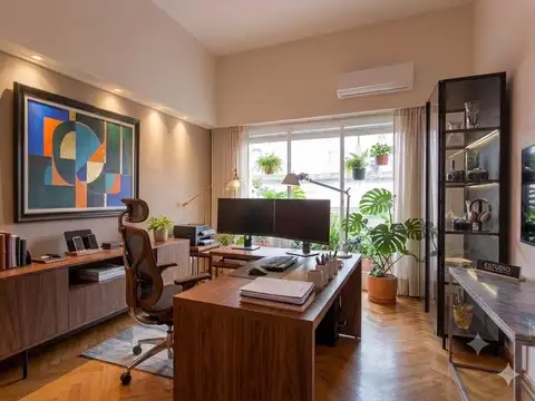 Venta Oficina Comercial 2 Ambientes con Balcon en Microcecentro