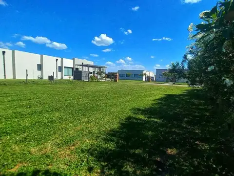 Terreno en Venta en Pilar Del Este, USD 23.000