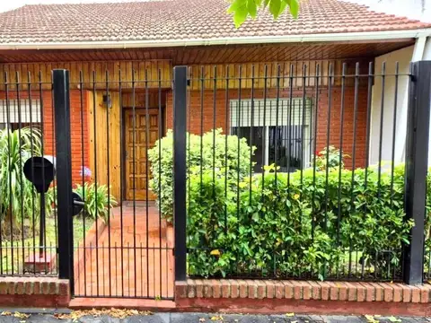 VENTA CASA 3 AMB BELLA VISTA
