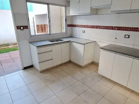 VENTA DUPLEX 3 AMB A ESTRENAR HURLINGHAM W. MORRIS