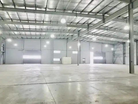 Depósito Industrial En Venta En Cañuelas.