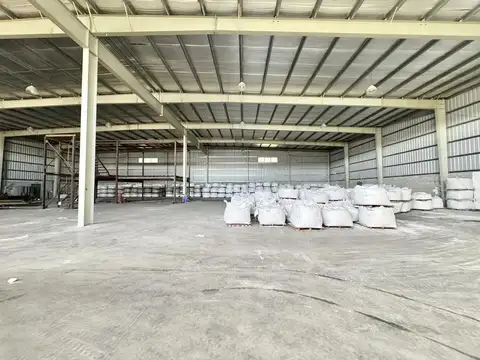 Depósito Industrial En Venta En Cañuelas.