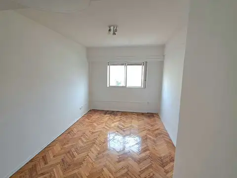 DEPARTAMENTO 3 DORMITORIOS MUY LUMINOSO