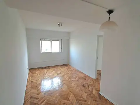 Venezuela 3200, Piso 7