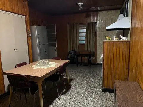 Depto Tipo Casa en Venta de 5 ambientes