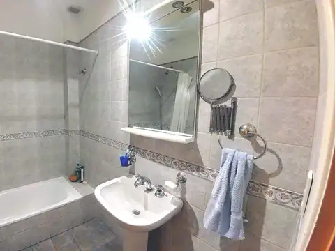 Depto Tipo Casa en Venta en Saavedra, USD 210.000