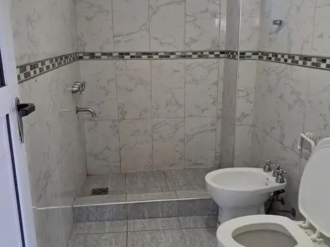 Departamento en Alquiler en Villa Celina, $ 600.000