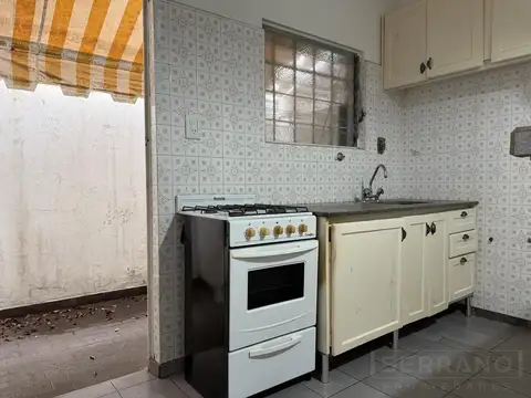 Depto Tipo Casa en Venta 40 años