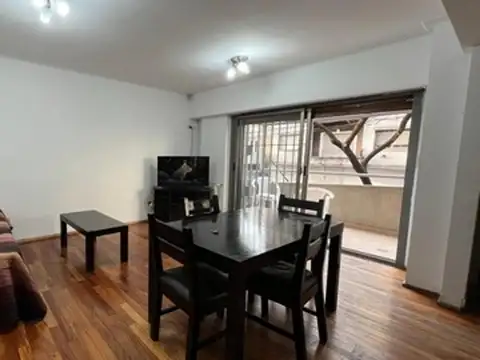 Vera 700 , Piso 1