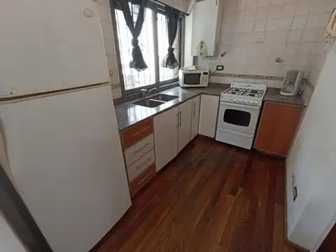 Vera 700 , Piso 1