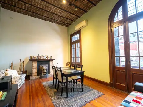 PH C/ENTR INDEP EN SAAVEDRA Y AV. BELGRANO - ESCRITORIO T/TERRAZA CON PARRILLA ESPECT LIVING SUITE