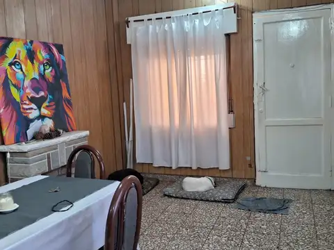 Casa 3 ambientes con 1 baño