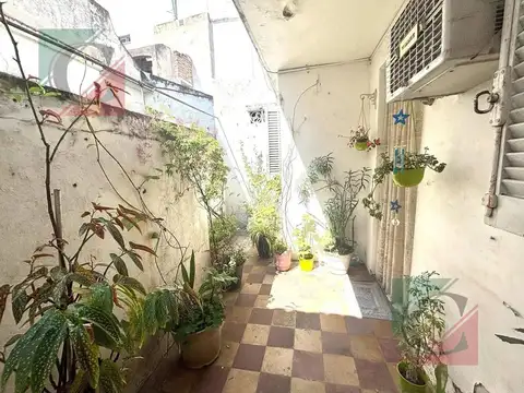 PH  3 ambientes con patio