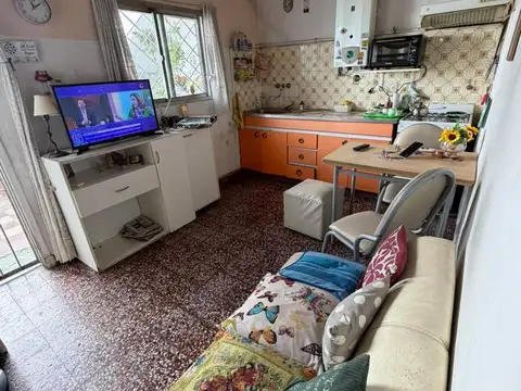 Depto Tipo Casa en Venta 40 años