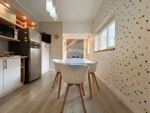 Depto Tipo Casa 5 ambientes con 2 baños