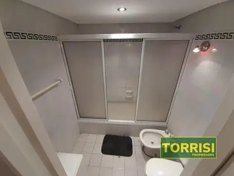 CASA 380M2 5AMB JARDIN QUINCHO COCHERA LOTE PROPIO -KING 300