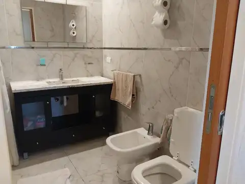 Depto Tipo Casa en Venta de 4 ambientes