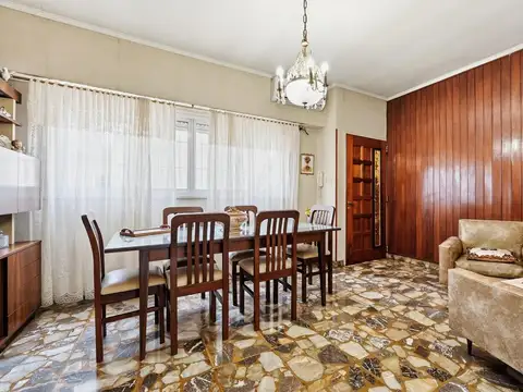 Depto Tipo Casa en Venta de 4 ambientes