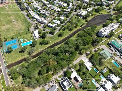 Lote al agua en venta Fincas de Hudson