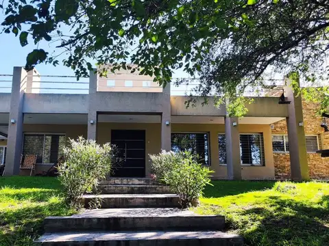 Casa en Venta en La Falda Del Carmen, USD 375.000