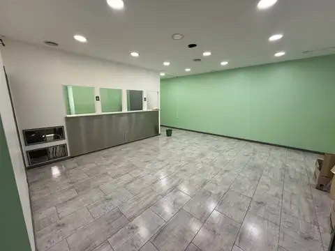 EXCELENTE PROPIEDAD COMERCIAL – IDEAL USO MÉDICO / PROFESIONAL