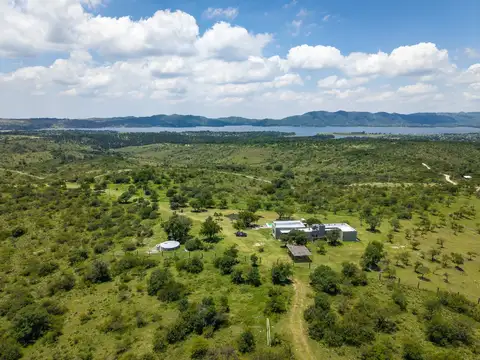 HERMOSAS CHACRAS CON VISTA AL LAGO LOS MOLINOS EN POTRERO DE GARAY- 705