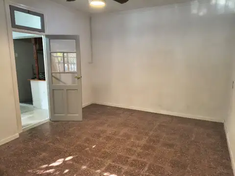 Depto Tipo Casa Monoambiente con 1 baño