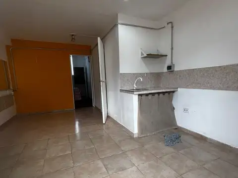 Elizondo esquina Lestani