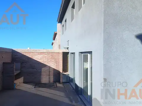 Depto Tipo Casa en Venta al Sur