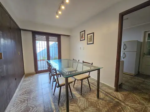 Strobel y J. V. González