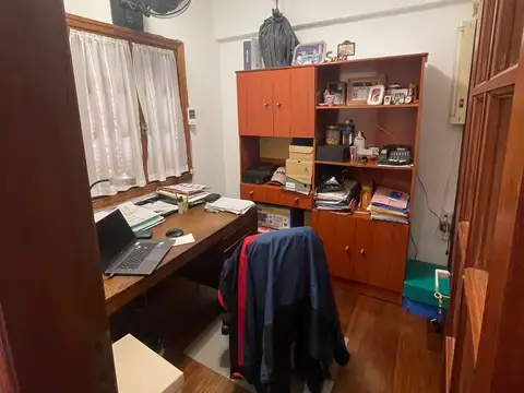 Casa 10 ambientes con 5 baños