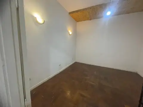 Depto Tipo Casa en Alquiler de 1 dormitorio