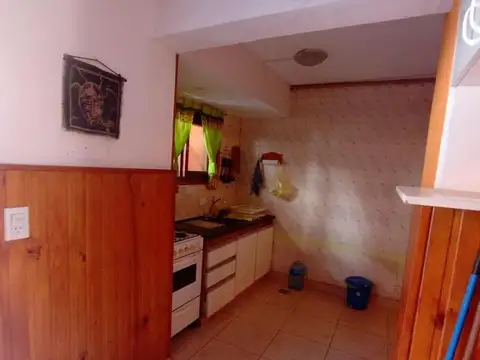 Depto Tipo Casa 4 ambientes con 2 baños