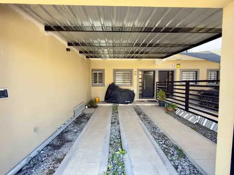 Zona Sur. B° Santa Laura. Mza. 10. Lote 22. Casa 100