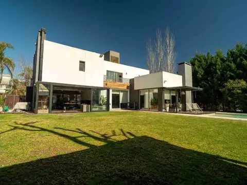 VENTA CASA 4 AMBIENTES BARRIO PRIVADO WESTON
