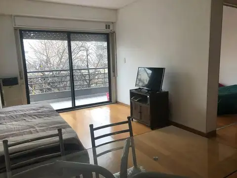 Conesa 2600, Piso 6