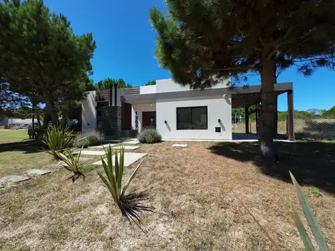Casa en Venta en Pinamar, USD 225.000