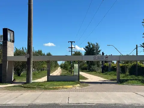 Venta Terreno en Lagos del Leyes con quincho