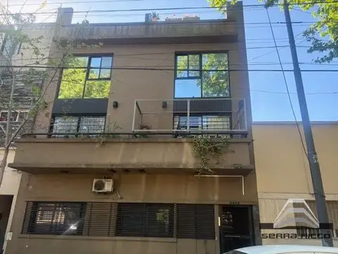 Depto Tipo Casa en Venta en Villa del Parque, USD 189.000