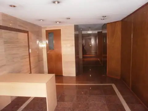 Av Caseros 1535 , Piso 8