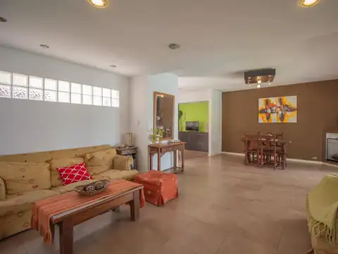 Casa en Venta en Ituzaingó, USD 175.000