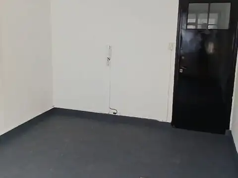 Oficina en Alquiler en Lanús Oeste, $ 320.000