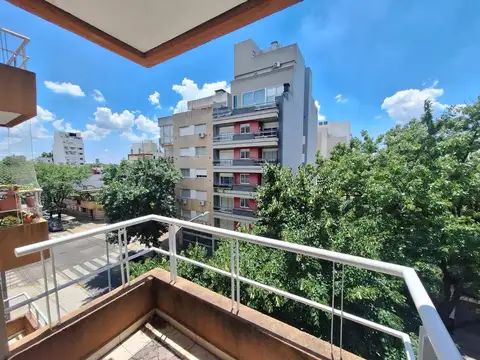 Depto 2 amb Villa Pueyrredon baño toilette frente