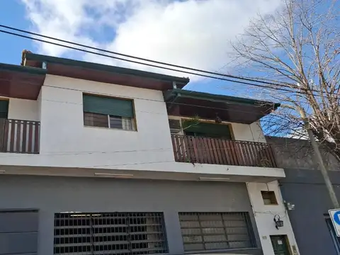 PH 4 o 5 ambientes con entrada independiente | sin expensas