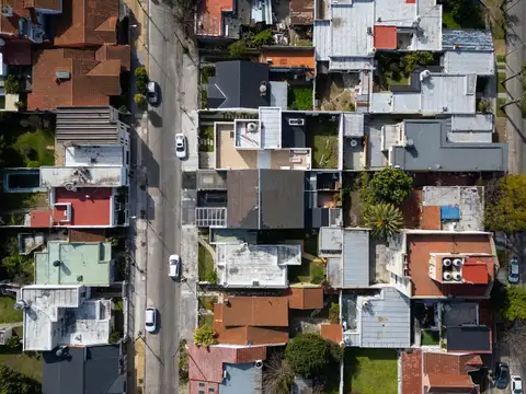 Int. Goffins al 300, Moron Sur