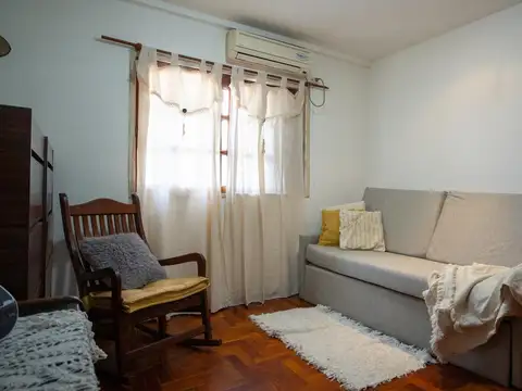 Depto Tipo Casa en Venta con 1 cocheras