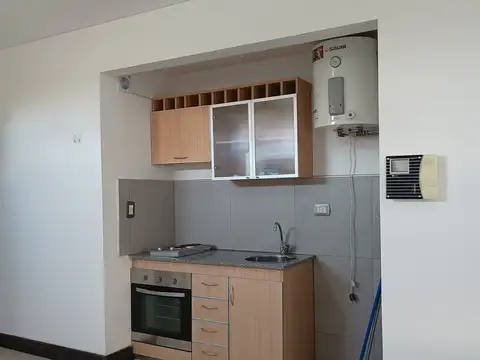 Departamento en Alquiler en Villa Pueyrredon, $ 650.000